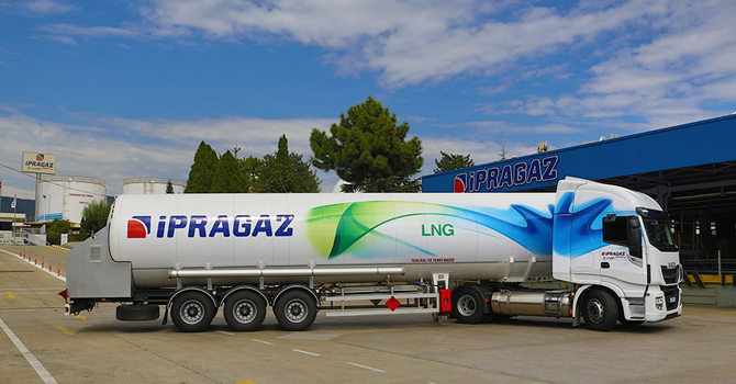 ipragaz-lng-cekicisi-iveco-stralis-np-460.jpg