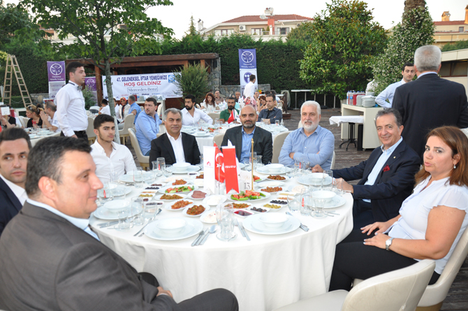 isuzu-003.jpg isuzu-003.jpg