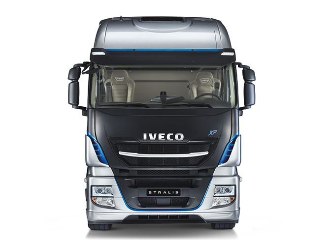 iveco-stralis-xp-2017-model-(2).jpg