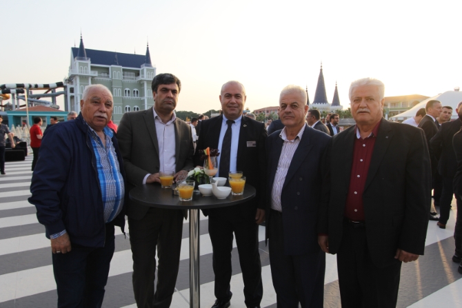 man-yeni-lions-coach-fotograflari-(27).jpeg