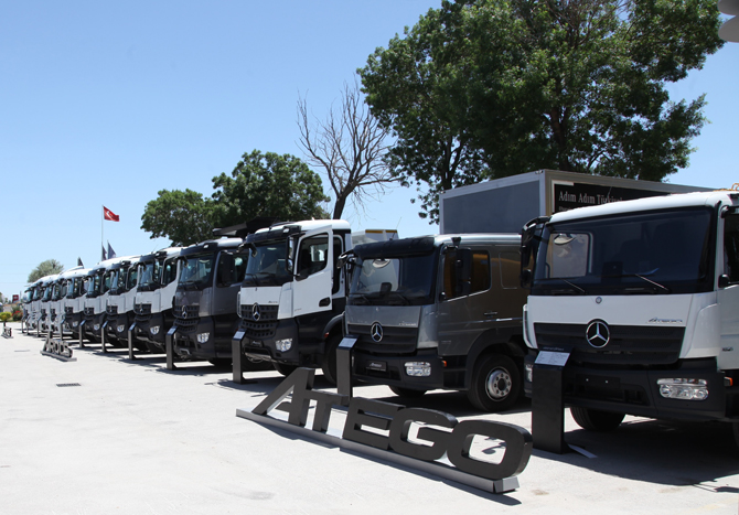 mercedes-benz-konvoyu-(2).jpg