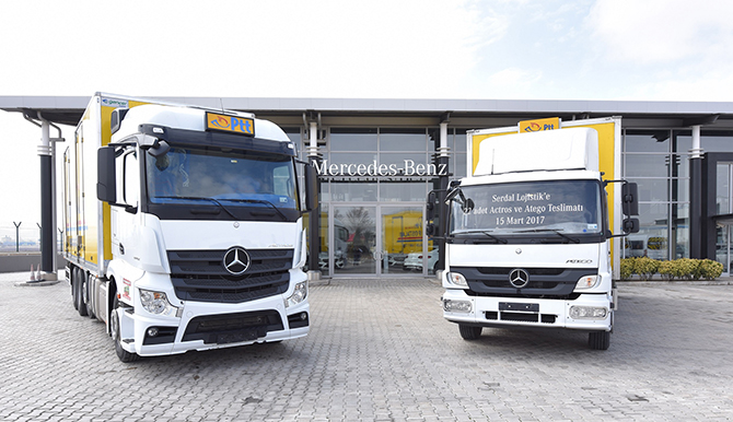 mercedes-benz-teslimat-002.jpg mercedes-benz-teslimat-002.jpg