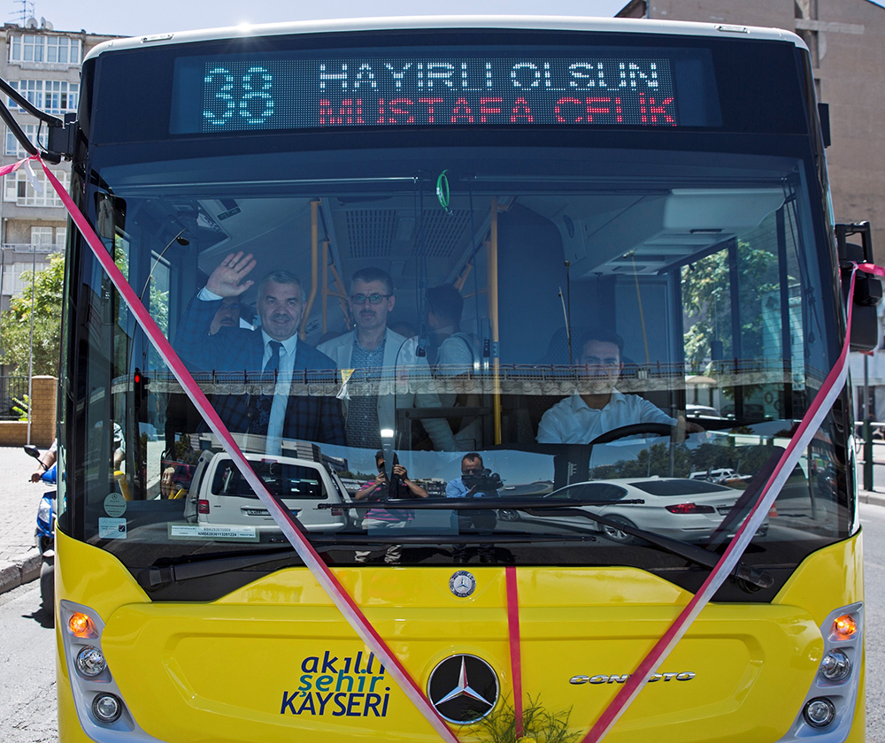 mercedes-benz-turk-otobus-teslimati-toreni.jpg