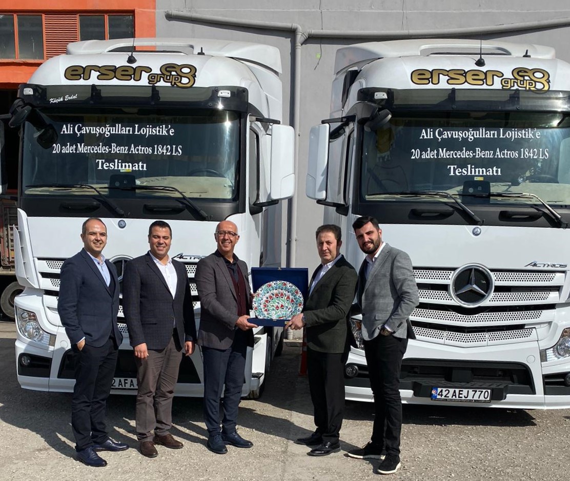 mercedes-benz-turkten-ali-cavusogullari-lojistik’e-20-adet-actros-1842-ls_teslimati.jpg