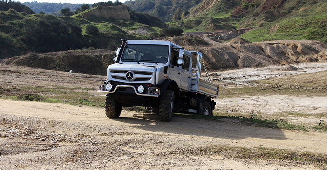mercedes-benz-unimog.jpg