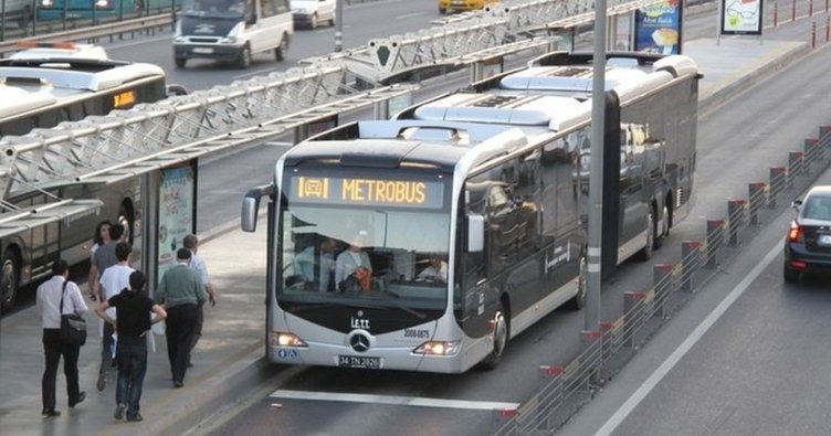 metrobus-istanbul.jpg