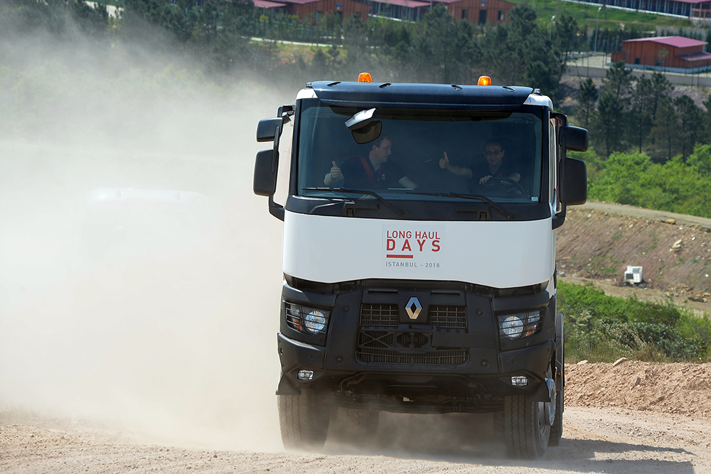 renault-trucks-istanbul-park.jpg