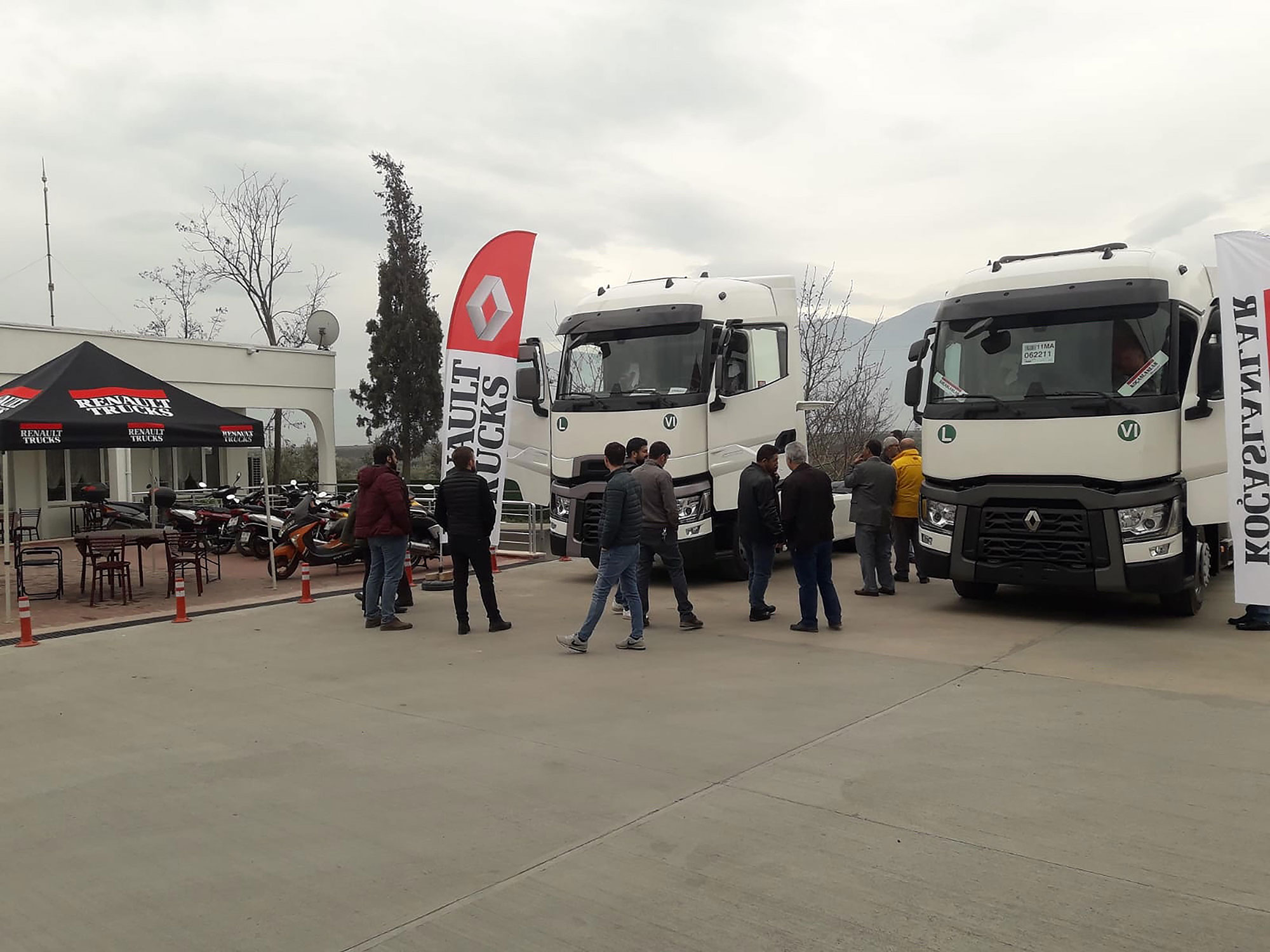 renault-trucks_road-show-001.jpg