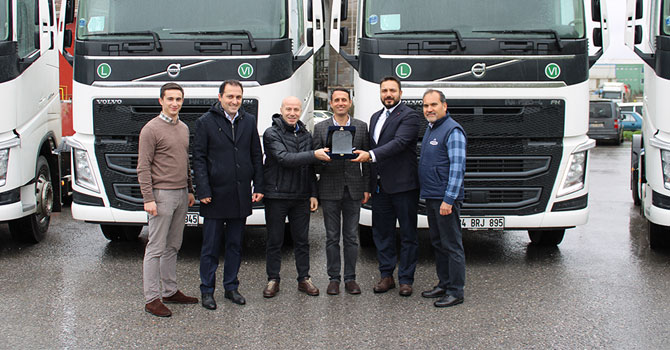senpilic-volvo-trucks-teslimati.jpg