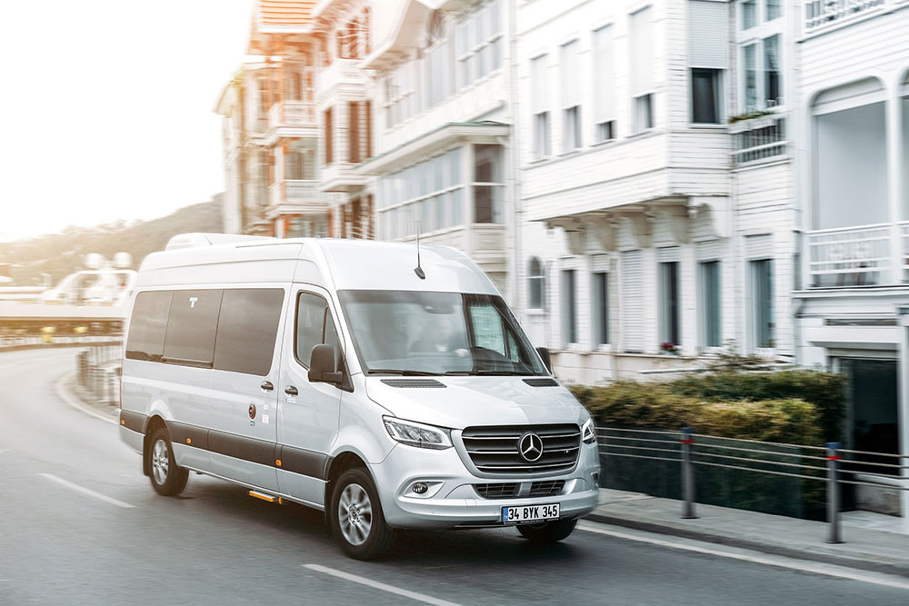 yeni-mercedes-sprinter-002.jpg